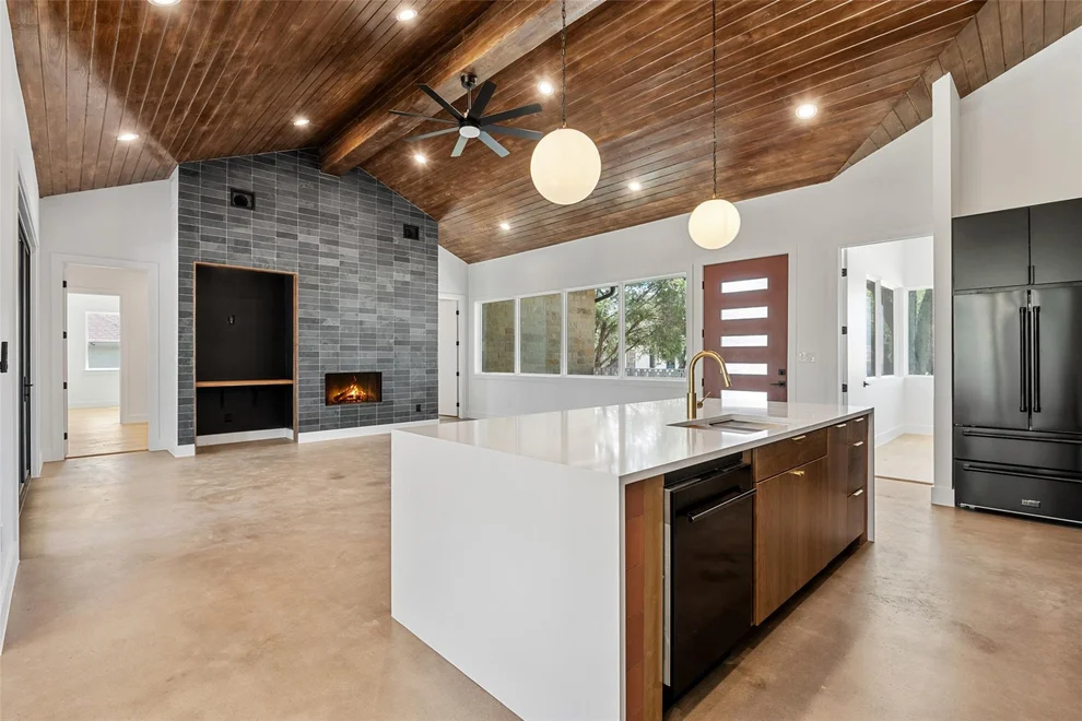Unit for sale at 47 War Bonnet, Wimberley, TX 78676
