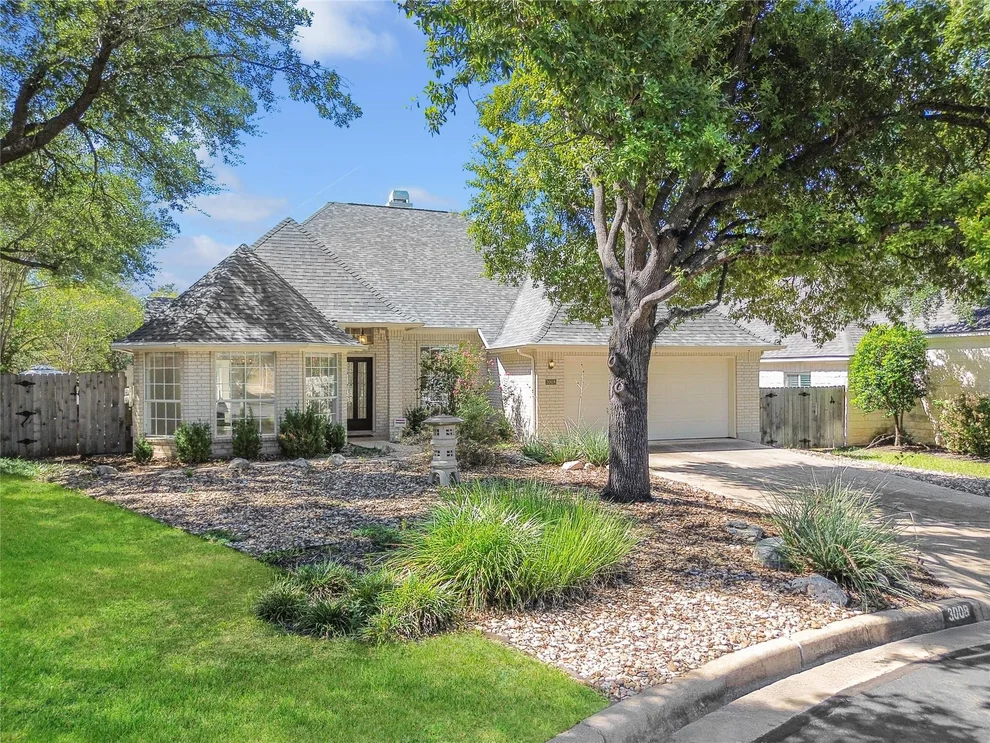 Unit for sale at 3008 Burks LN, Austin, TX 78732