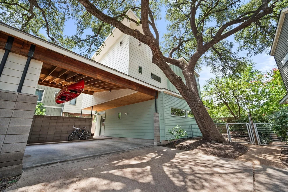 Unit for sale at 1411 E 2nd ST, Austin, TX 78702