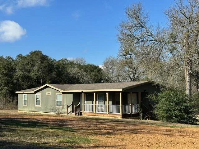 Unit for sale at 222 Fm 535, Smithville, TX 78957