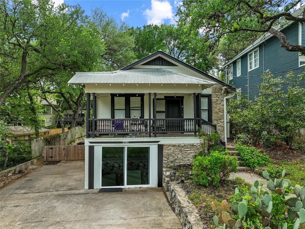 Unit for sale at 2301 W 10th ST, Austin, TX 78703