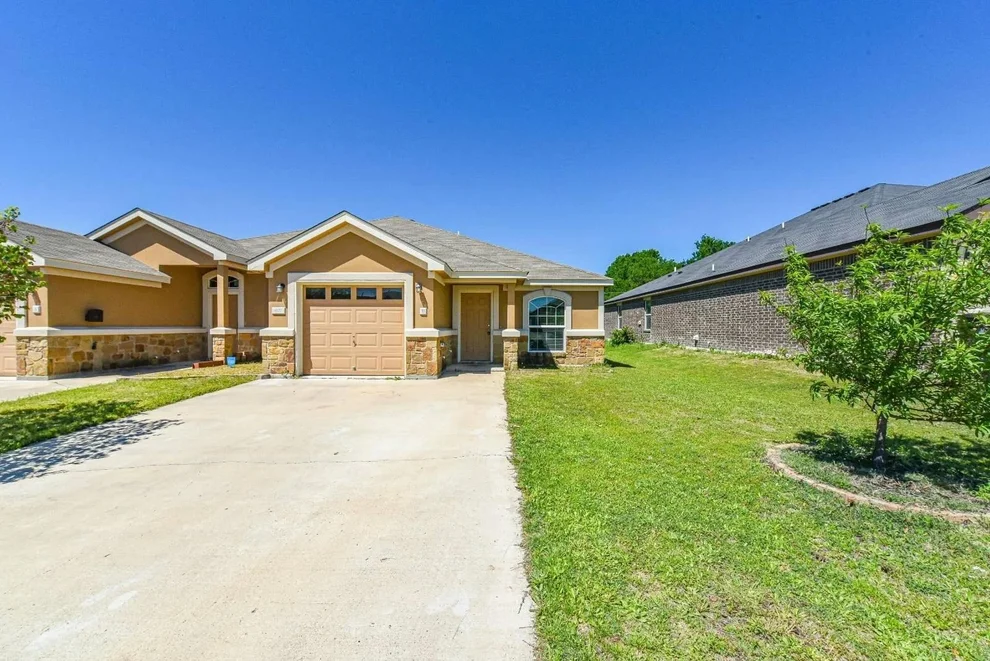 Unit for sale at 407 Study Hall LOOP, Killeen, TX 76549