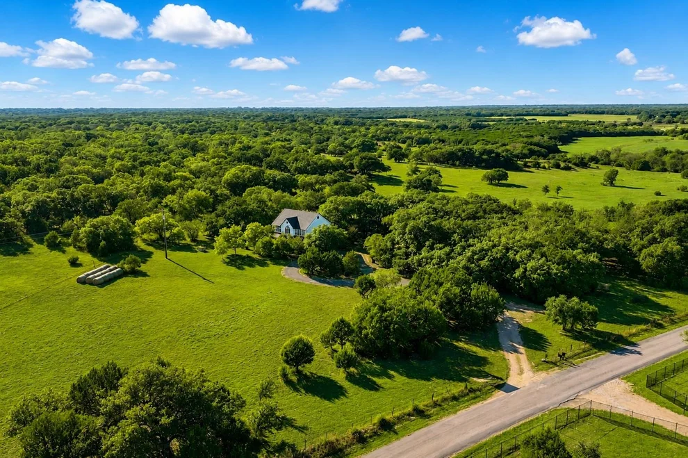 Unit for sale at 149A CR 103, Lampasas, TX 76550