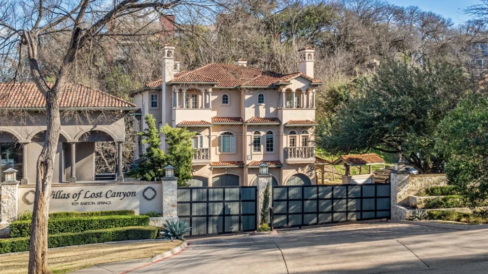 Unit for sale at 1529 Barton Springs RD, Austin, TX 78704