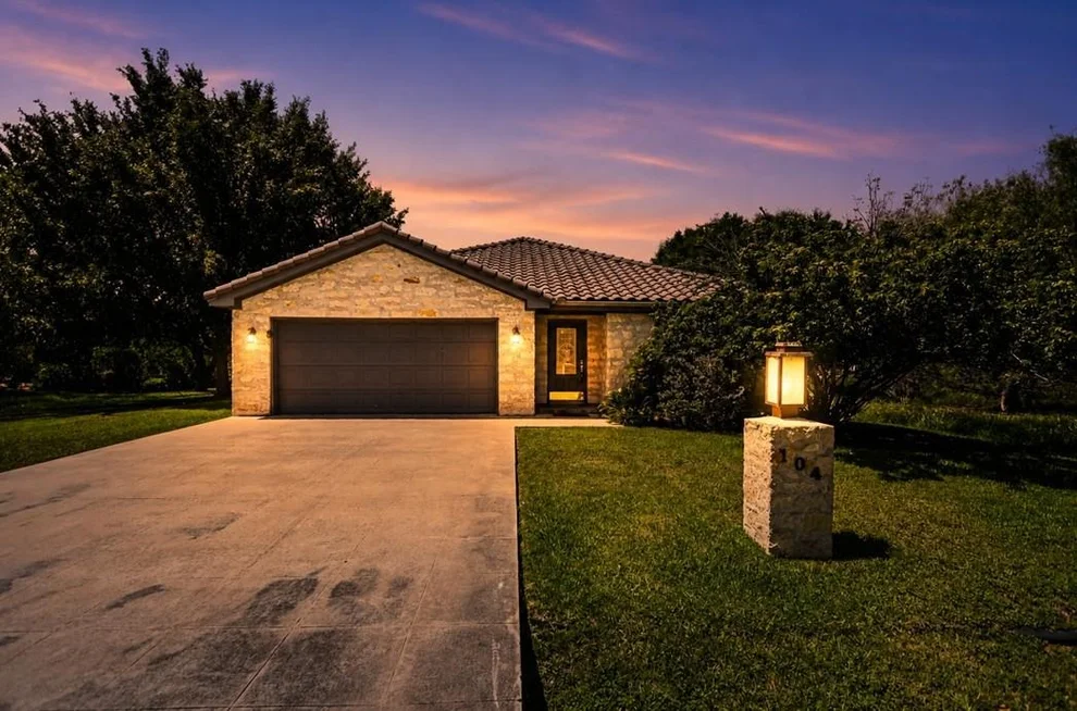 Unit for sale at 104 Springfield, Horseshoe Bay, TX 78657