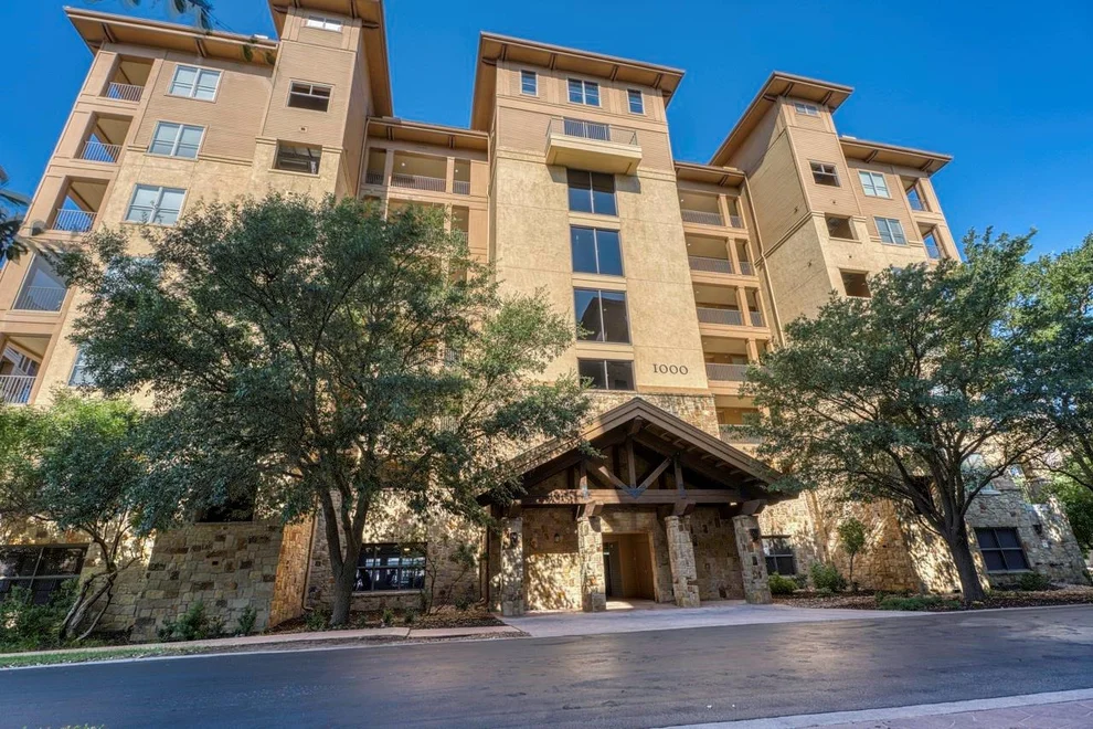 Unit for sale at 1000 The Cape RD, Horseshoe Bay, TX 78657