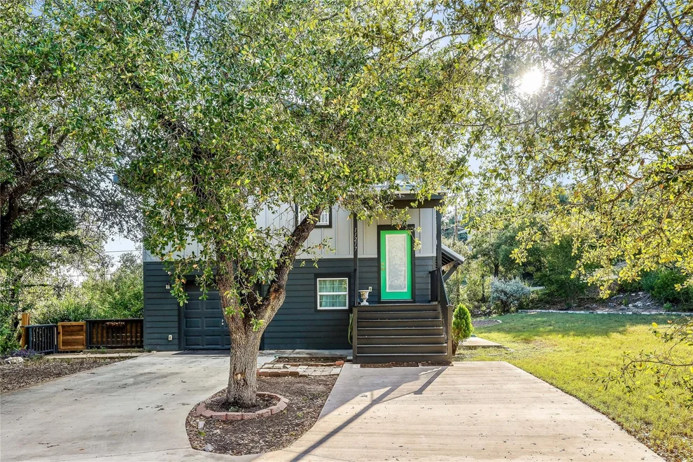 Unit for sale at 11217 Clearview DR, Jonestown, TX 78645