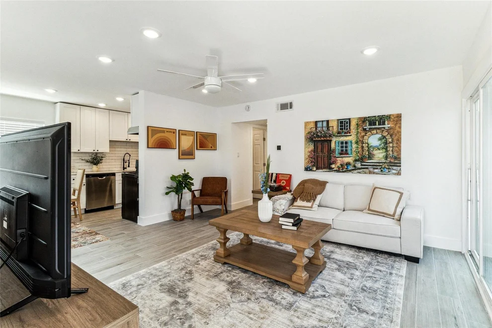 Unit for sale at 1200 E 52nd ST, Austin, TX 78723