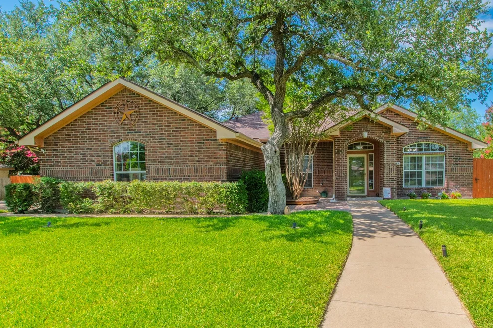 Unit for sale at 104 Jesse James DR, Nolanville, TX 76559