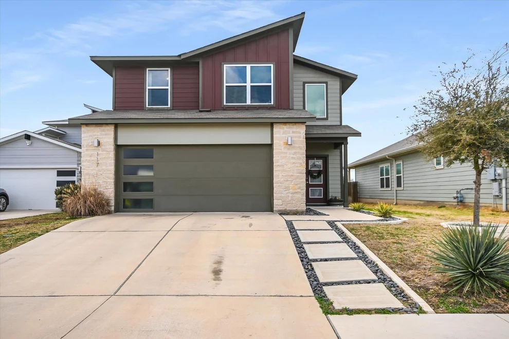 Unit for sale at 117 Deserti RD, Leander, TX 78641