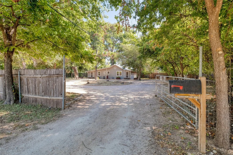 Unit for sale at 712 Nowotny LN, Austin, TX 78702