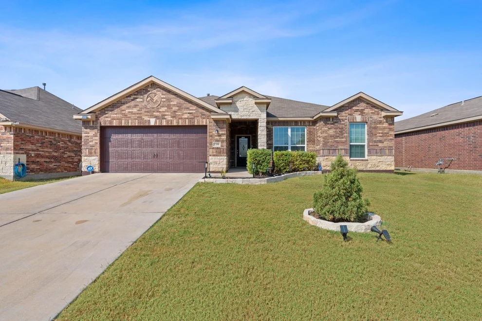 Unit for sale at 1336 Twin Estates DR, Kyle, TX 78640
