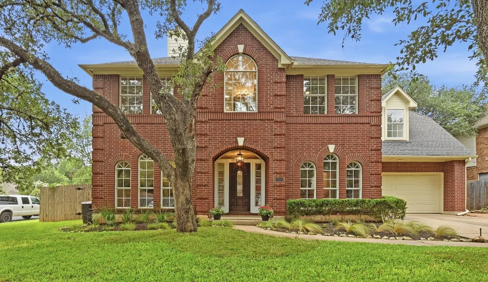Unit for sale at 4030 Shavano DR, Austin, TX 78749