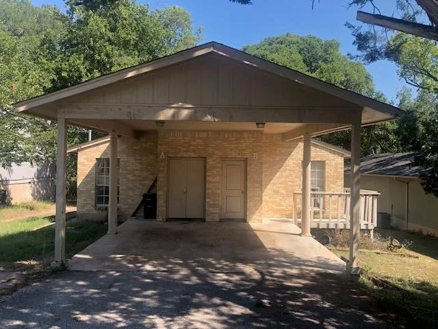 Unit for sale at 404 W Dittmar RD, Austin, TX 78745