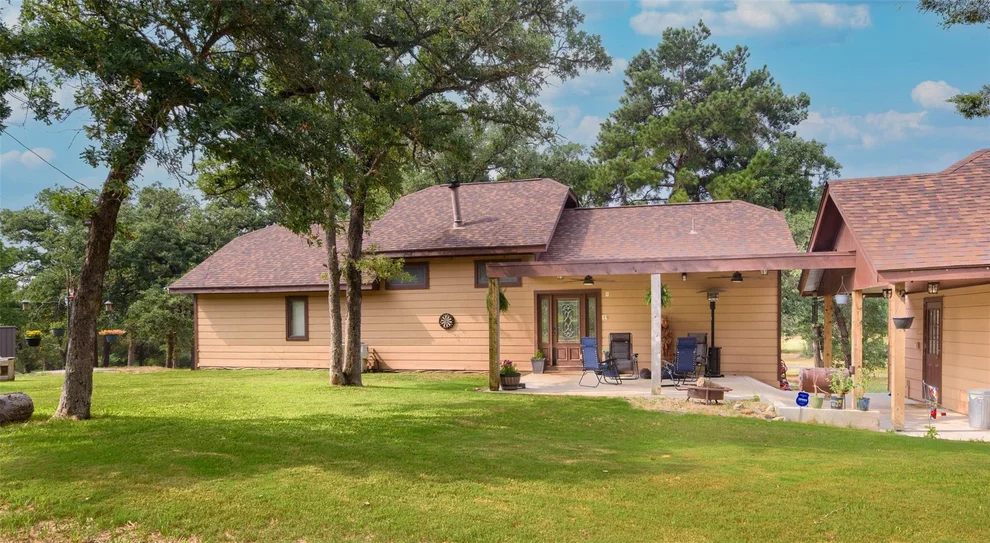 Unit for sale at 225 Lockwood RD, Red Rock, TX 78662