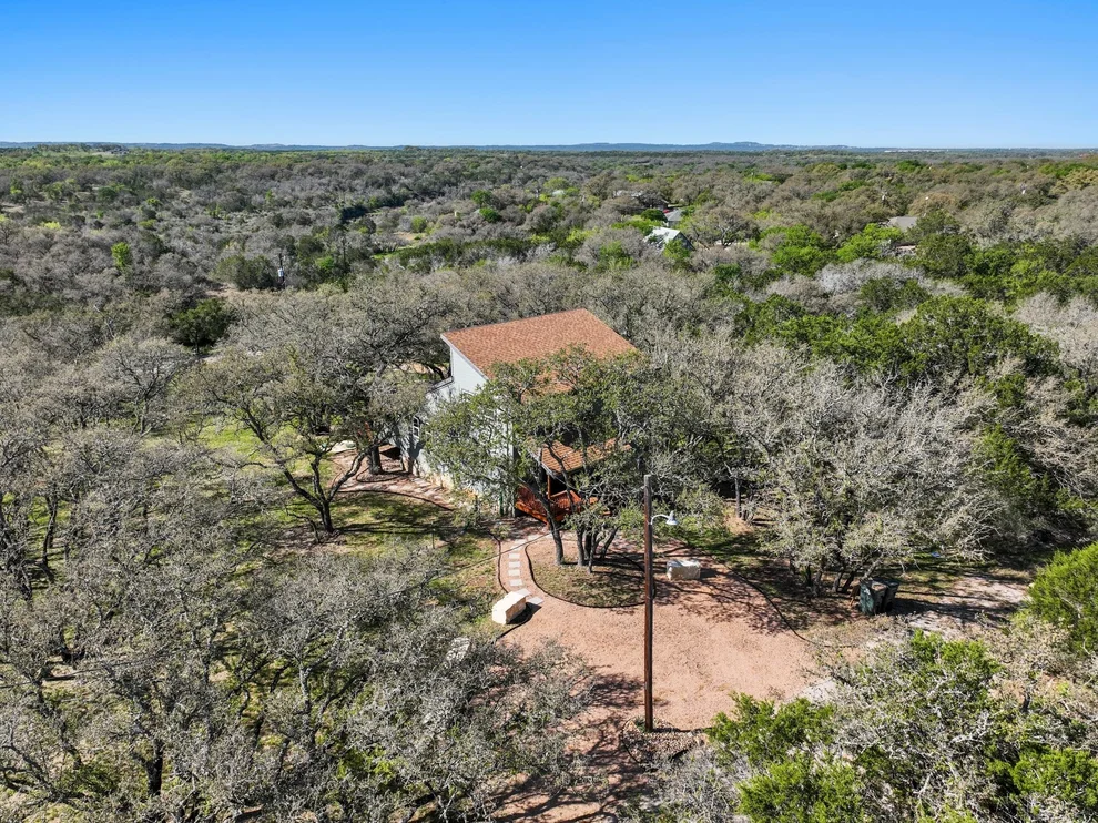 Unit for sale at 205 Shadows DR, Spicewood, TX 78669