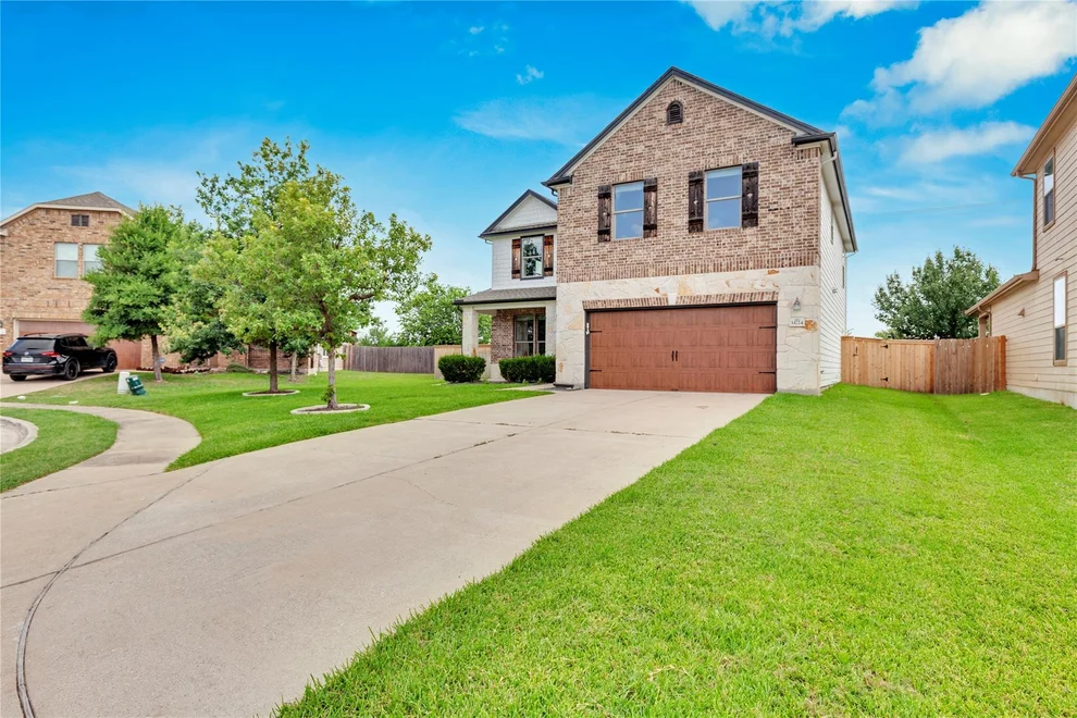 Unit for sale at 14724 Lake Victor DR, Austin, TX 78753