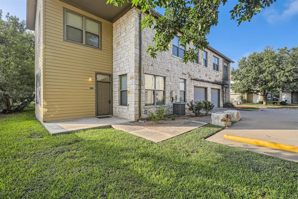 Unit for sale at 1201 Grove BLVD, Austin, TX 78741