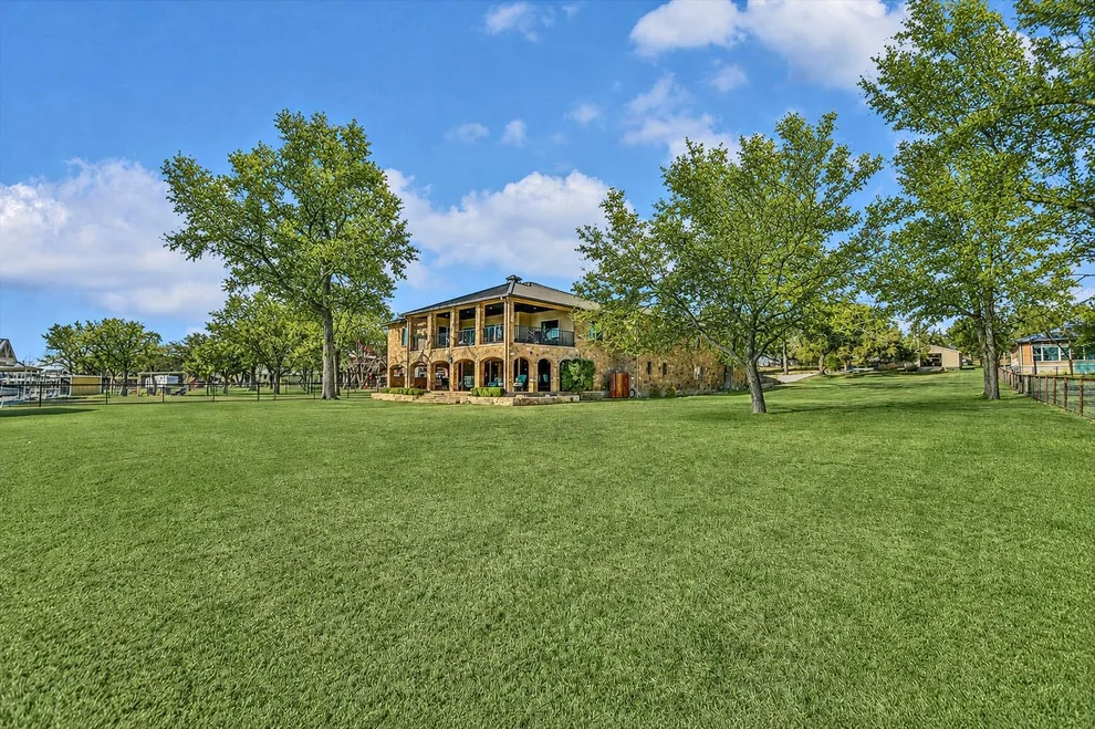 Unit for sale at 360 Campa Pajama LN, Kingsland, TX 78639