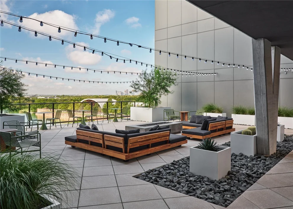 Unit for sale at 1701 Simond Ave, Austin, TX 78723