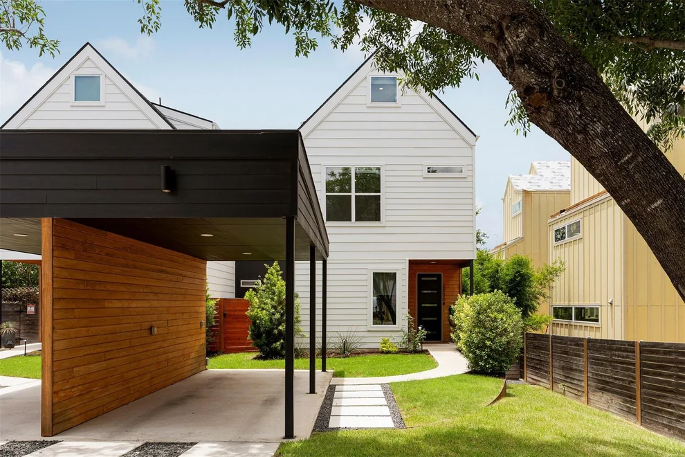 Unit for sale at 2000 Greenwood Ave, Austin, TX 78723