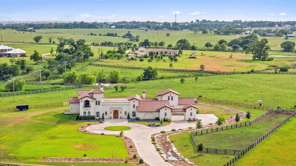 Unit for sale at 108 Country Vista LN, Georgetown, TX 78626