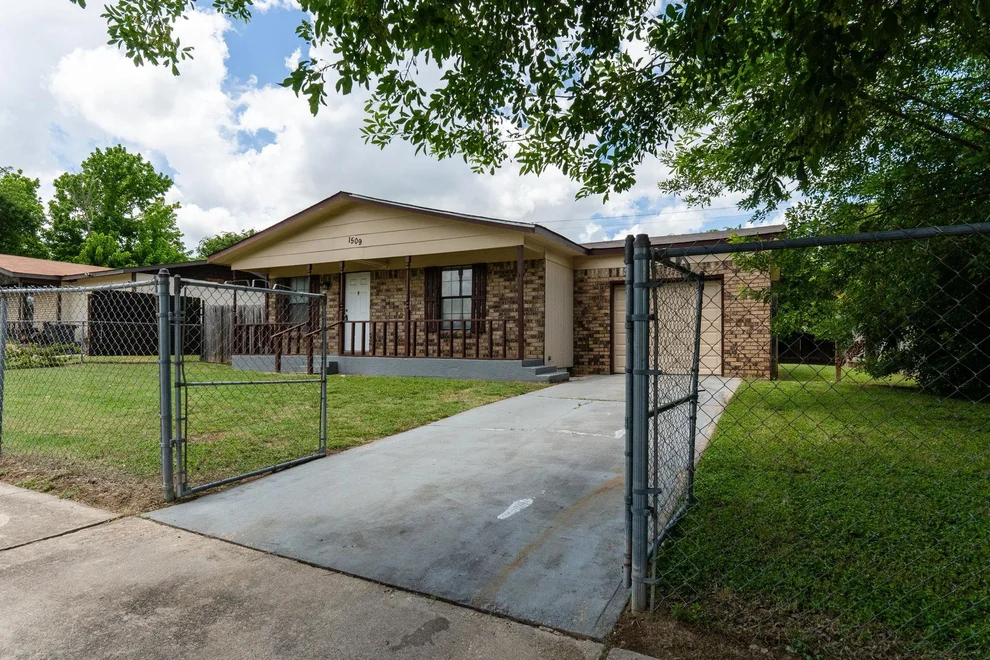 Unit for sale at 1509 Anna Lee DR, Killeen, TX 76549