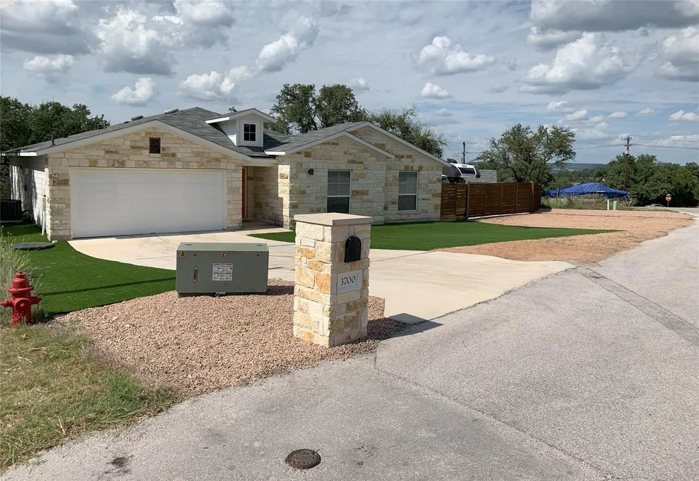 Unit for sale at 3700 Allegiance Ave, Lago Vista, TX 78645