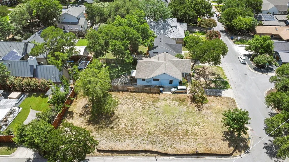 Unit for sale at 1810 Mohle DR, Austin, TX 78703
