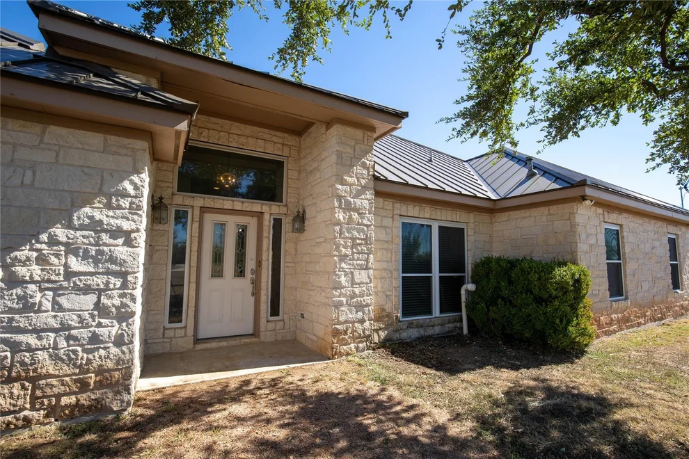 Unit for sale at 13639 Abrahamson RD, Manor, TX 78653