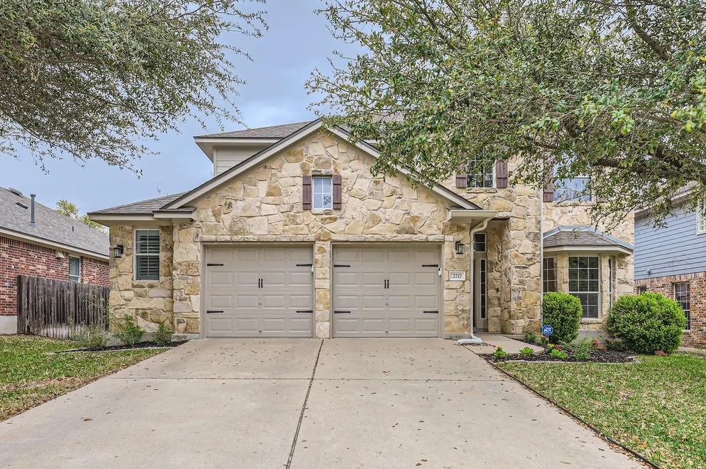 Unit for sale at 2717 Lovett LN, Cedar Park, TX 78613