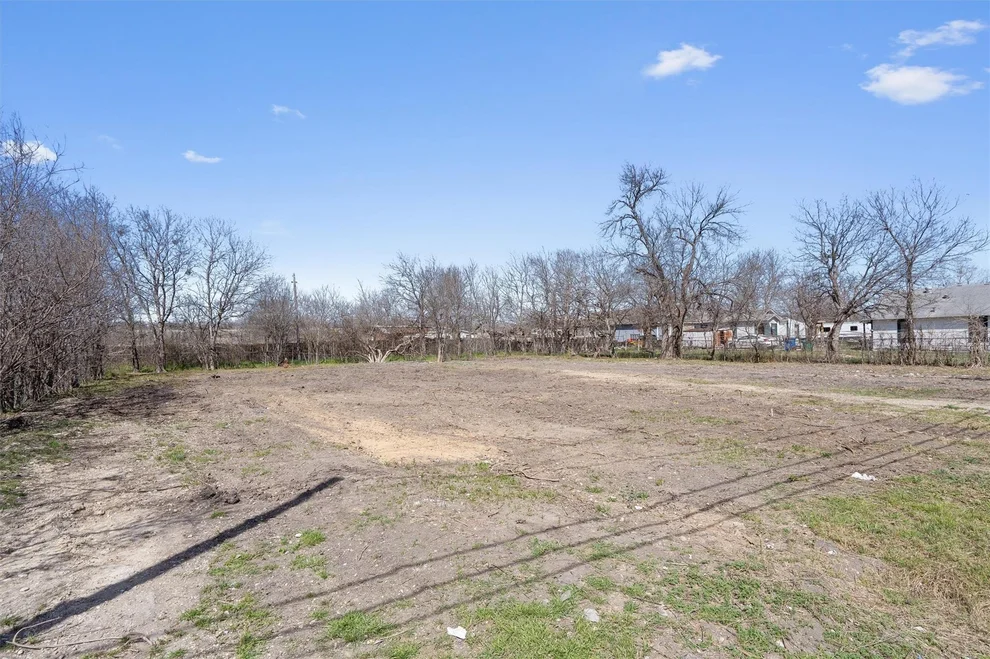 Unit for sale at 508 W Martin Luther King Jr BLVD, Taylor, TX 76574