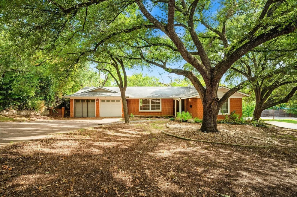 Unit for sale at 504 Lone Oak DR, Austin, TX 78704