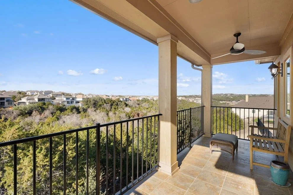 Unit for sale at 220 Tavish TRL, Lakeway, TX 78738