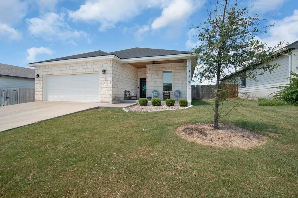 Unit for sale at 104 N Thomas CV, Burnet, TX 78611