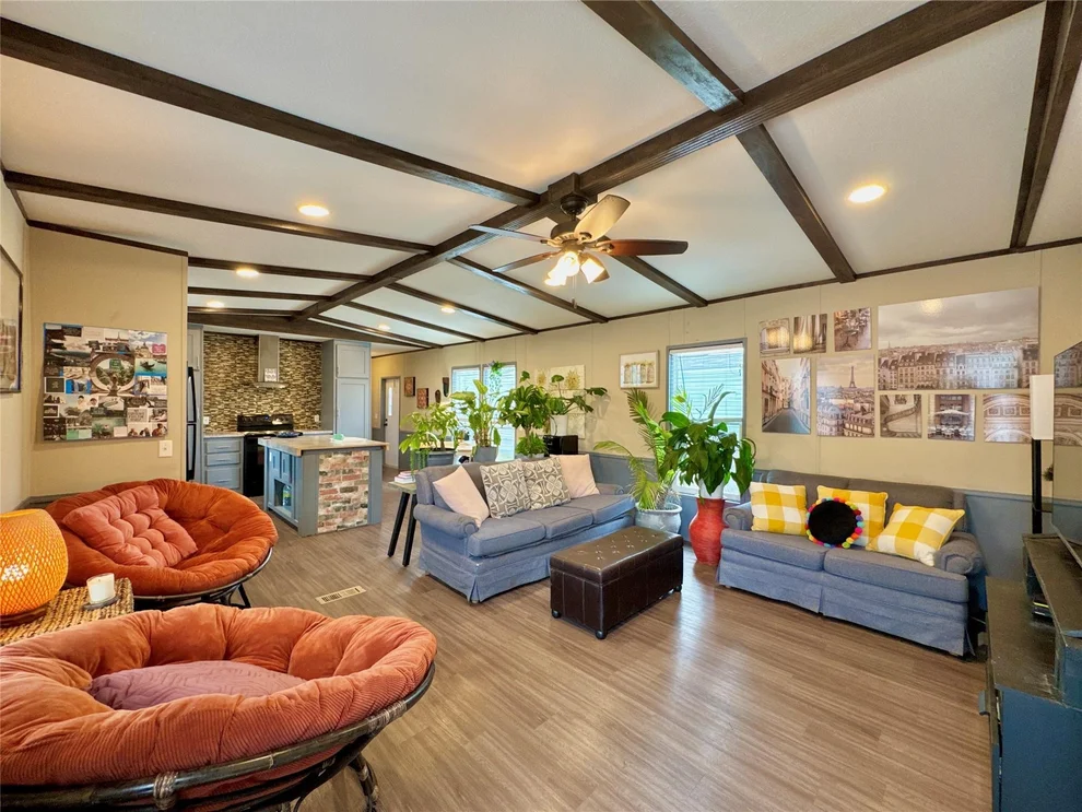 Unit for sale at 12655 Claremont CIR, Del Valle, TX 78617