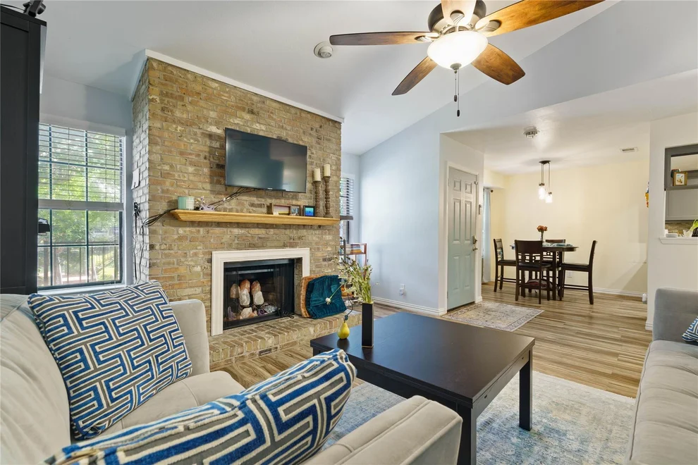 Unit for sale at 2906 West Ave, Austin, TX 78705