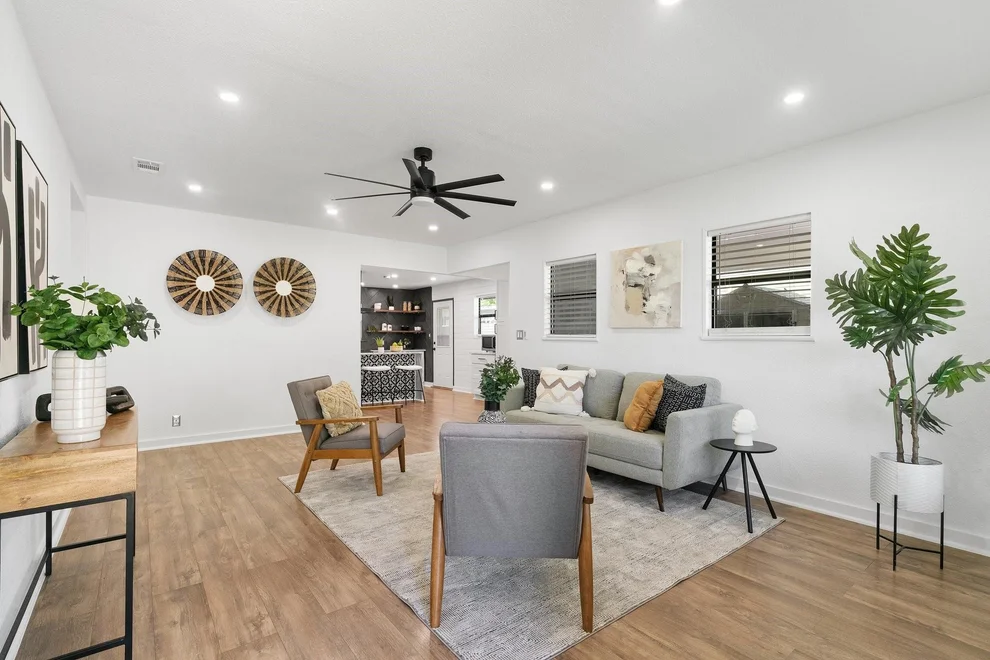 Unit for sale at 3205 Bengston ST, Austin, TX 78702