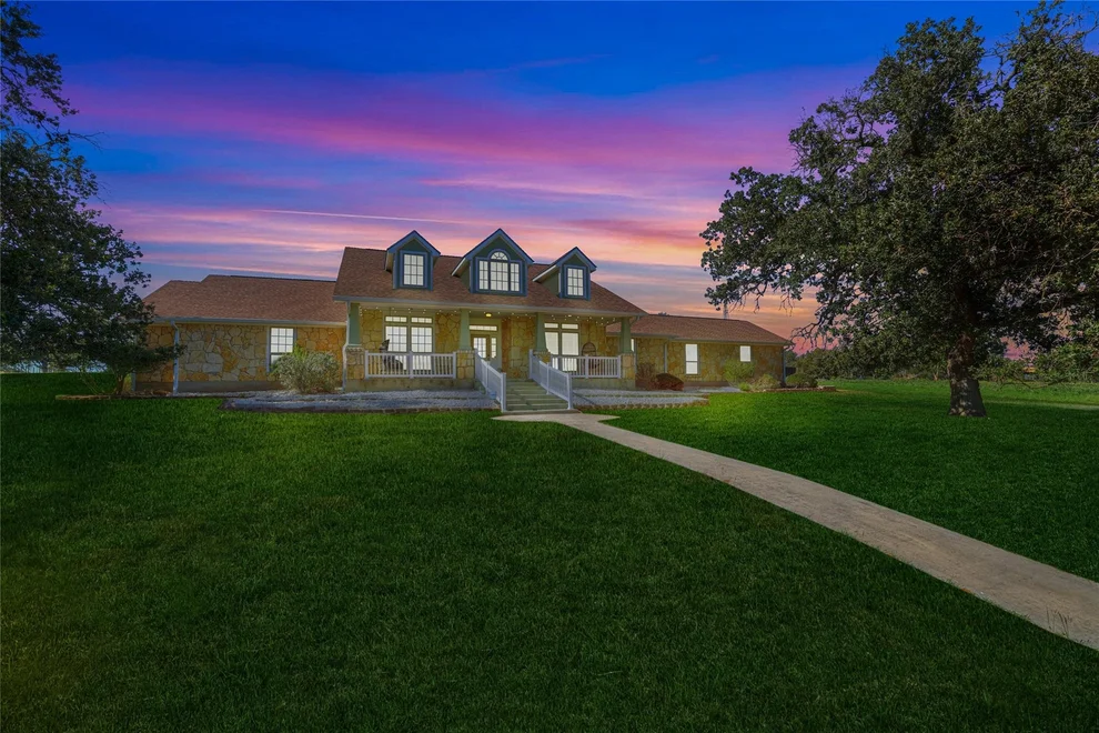 Unit for sale at 157 Kurt Kramer RD, Fredericksburg, TX 78624