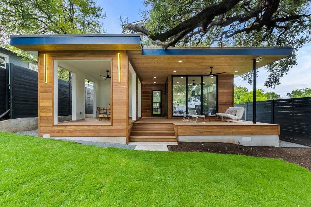 Unit for sale at 2414 E 10th ST, Austin, TX 78702