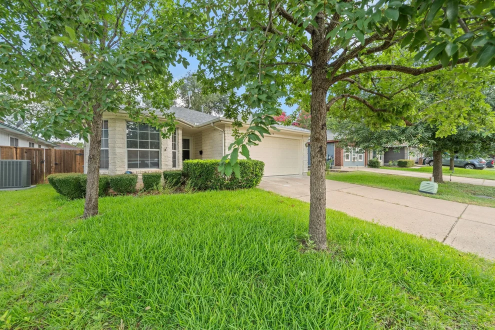 Unit for sale at 8128 Huddleston LN, Austin, TX 78748