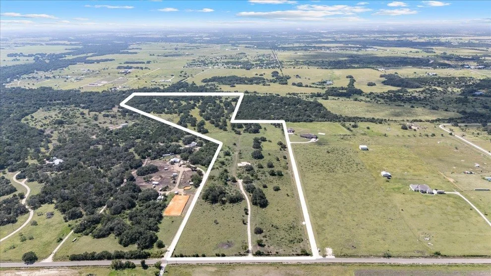 Unit for sale at 2401 County Road 219, Florence, TX 76527