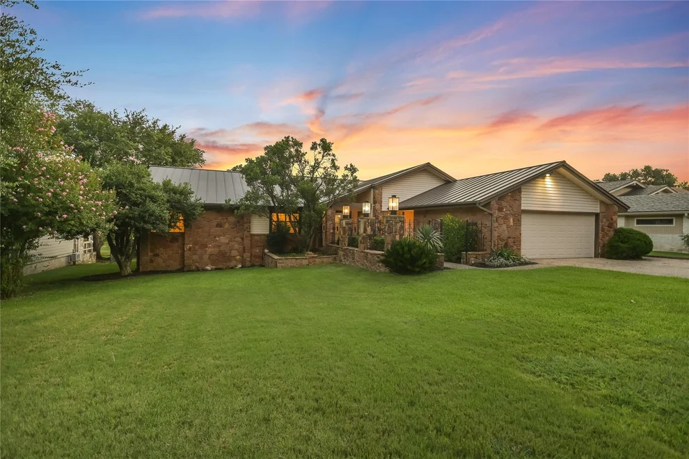 Unit for sale at 308 Sombrero DR, Horseshoe Bay, TX 78657