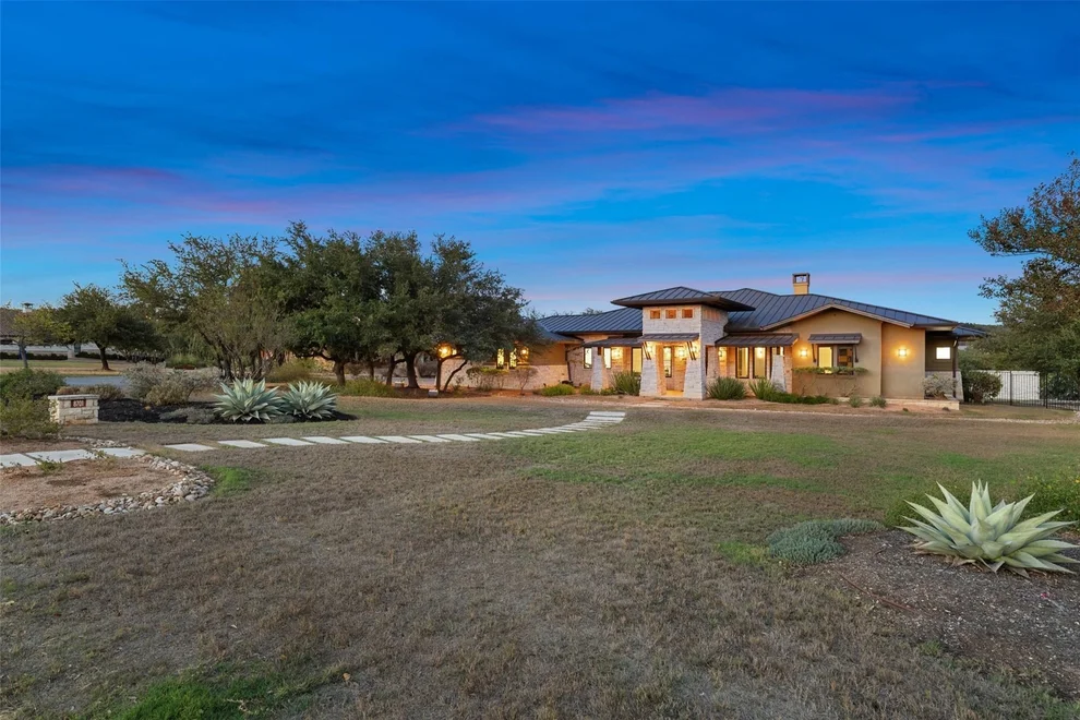 Unit for sale at 8701 Bellancia DR, Austin, TX 78738
