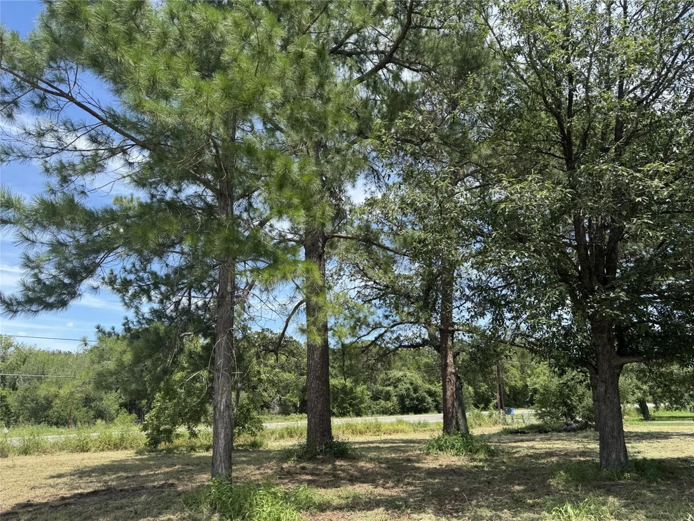 Unit for sale at 9400 Stockdale Highway, Seguin, TX 78155