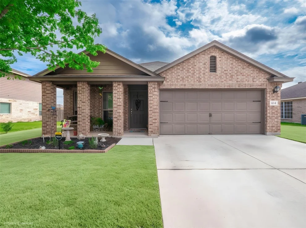 Unit for sale at 614 Lantana Ave, Lockhart, TX 78644