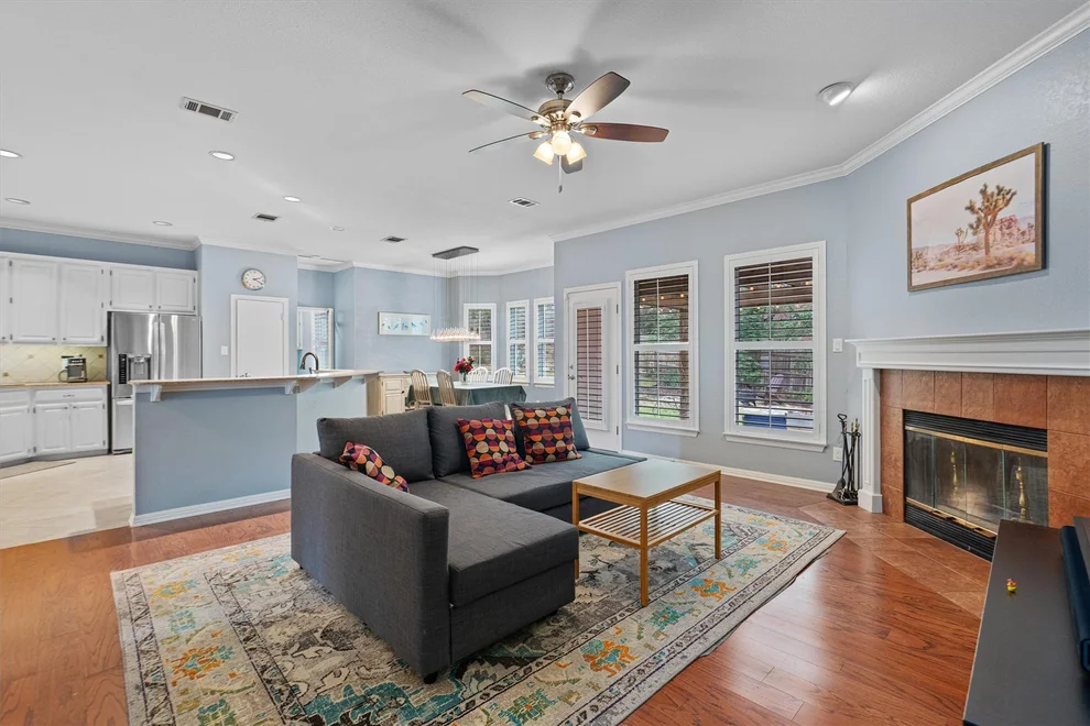 Unit for sale at 10648 Floral Park DR, Austin, TX 78759