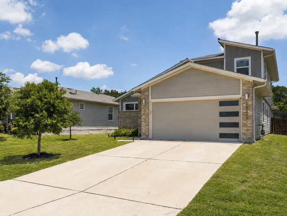Unit for sale at 10207 Criswell RD, Austin, TX 78754