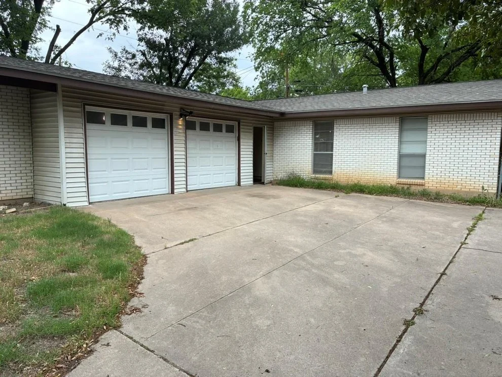 Unit for sale at 620 Amesbury LN, Austin, TX 78752