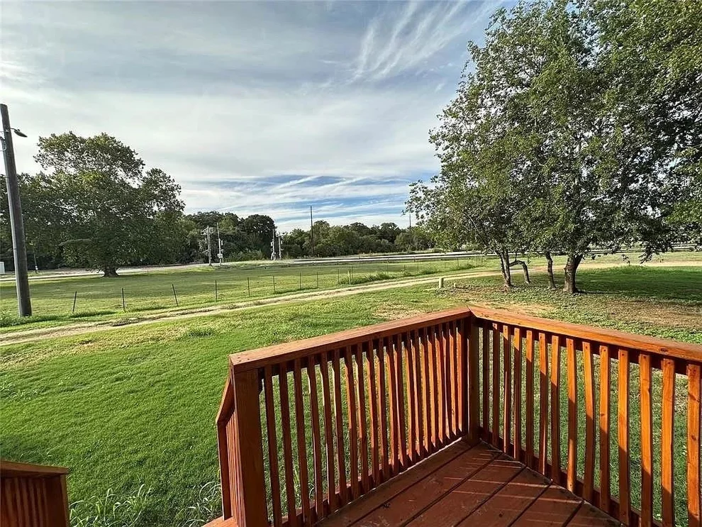 Unit for sale at 202 PRIMA ST, Smithville, TX 78957
